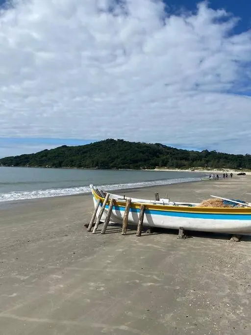 Apartamento Na Ponta Do Papagaio Com Dois Quartos Completo! A Apenas 2 Quadras Do Mar! Palhoca Apartment