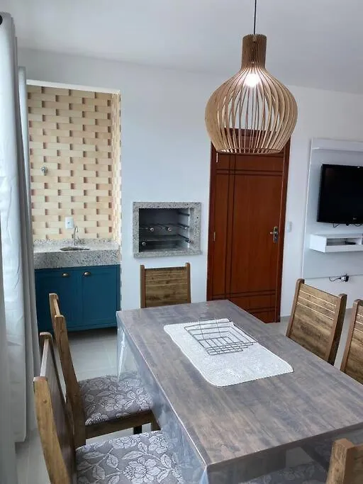 Apartamento Na Ponta Do Papagaio Com Dois Quartos Completo! A Apenas 2 Quadras Do Mar! Palhoca